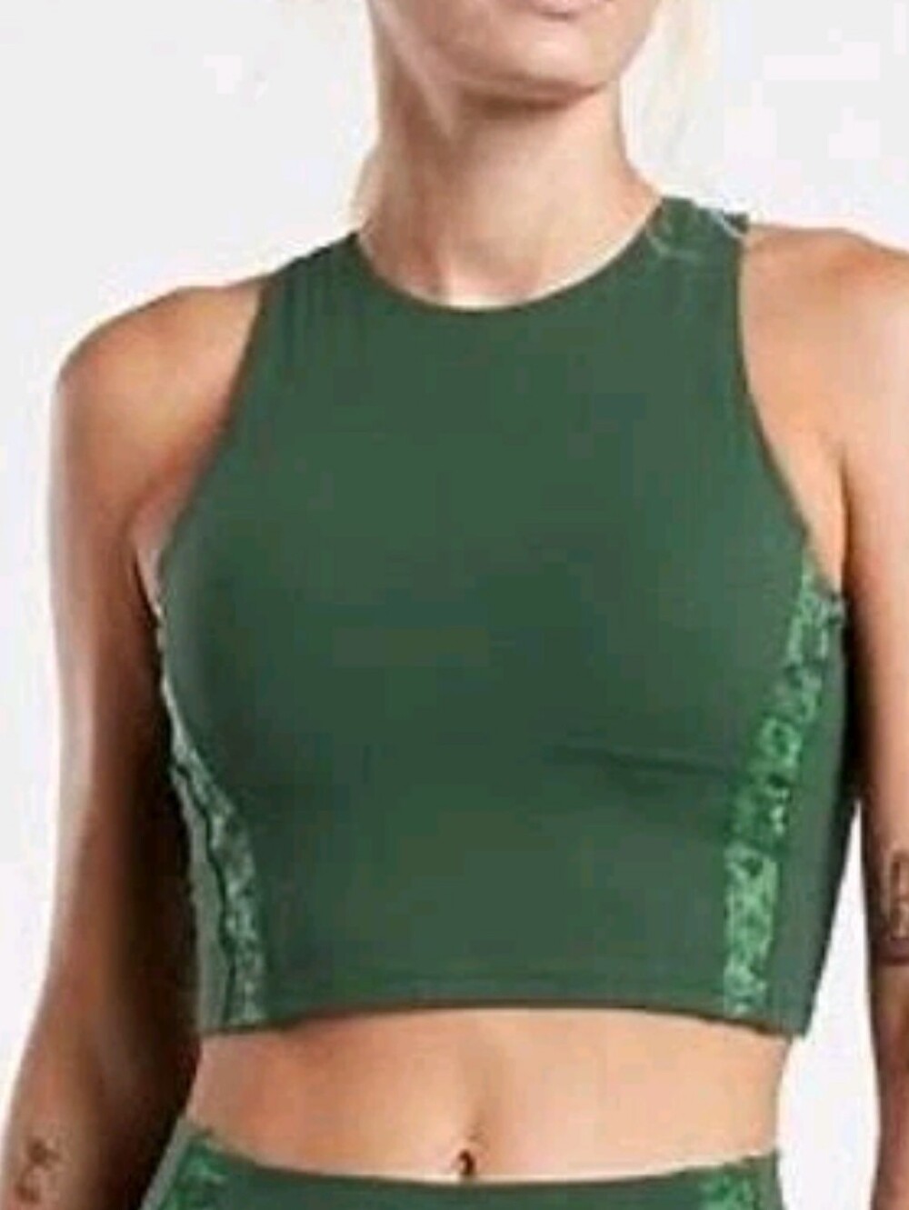 Athleta Conscious Crop Serene Green Camo Sports Bra 1X D-DD NWT